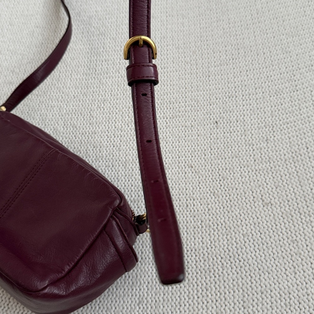 Vintage COACH Burgundy Leather Crossbody Bag - Picture 13 of 13